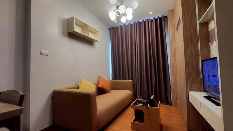 for sell Promt condo  in the business district of Chiang Mai city center. ขาย พร้อมท์คอนโด คอนโดทำเลทอง ใจกลางเมืองเชียงใหม่ 